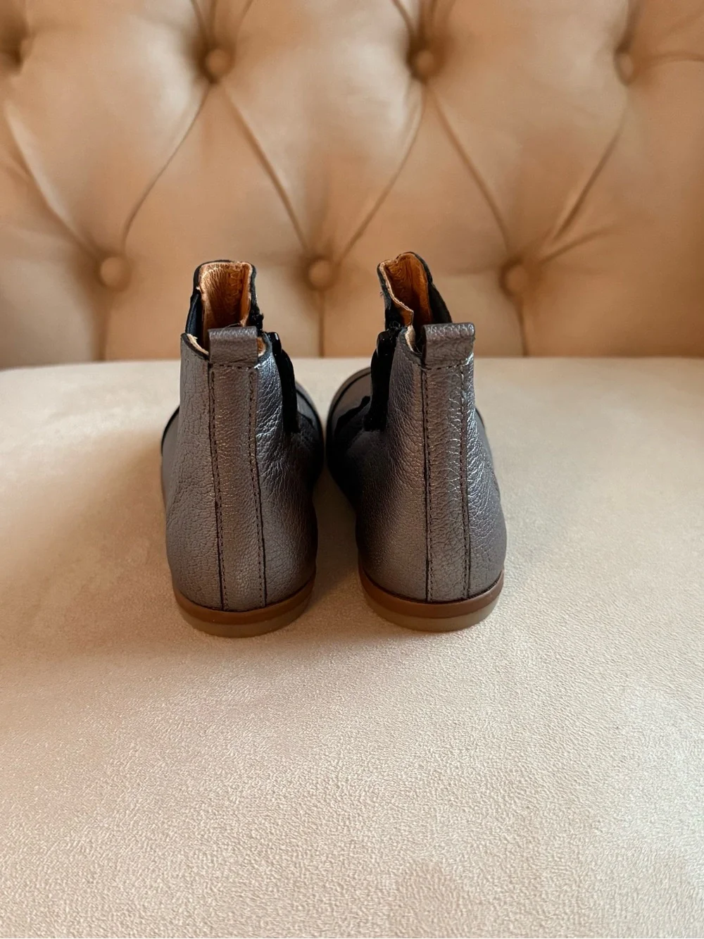 Patt'touch Mahe' Silver Leather Side Zip Ankle Boots | EU 23 | French Designer